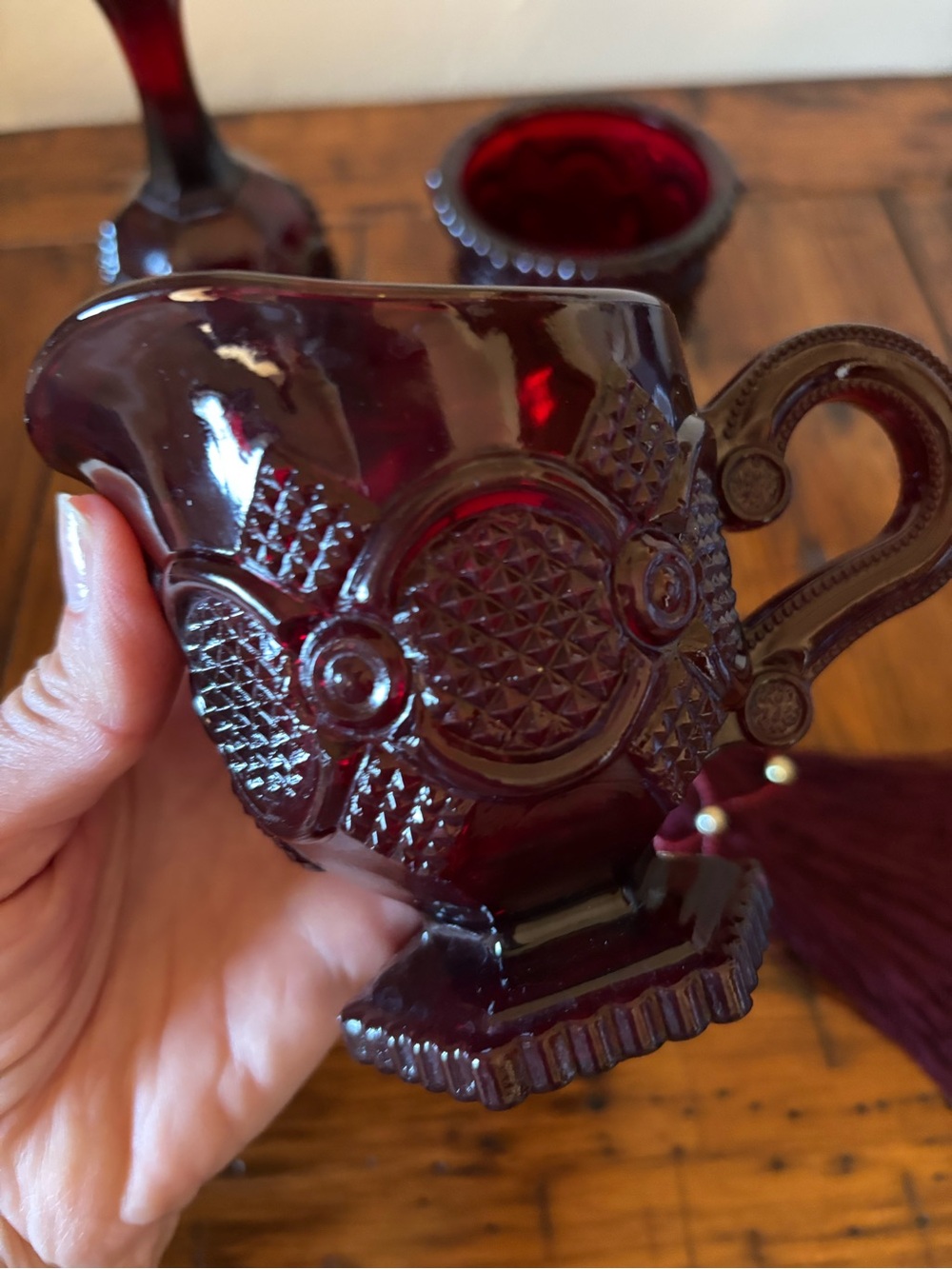 Ruby Red Avon 1876 Cape Cod Collection Sugar Creamer Bell Tassel - Picture 6 of 10